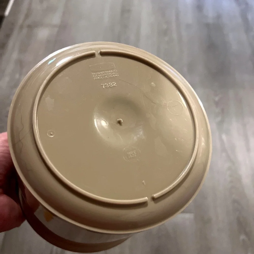 Rubbermaid one owner